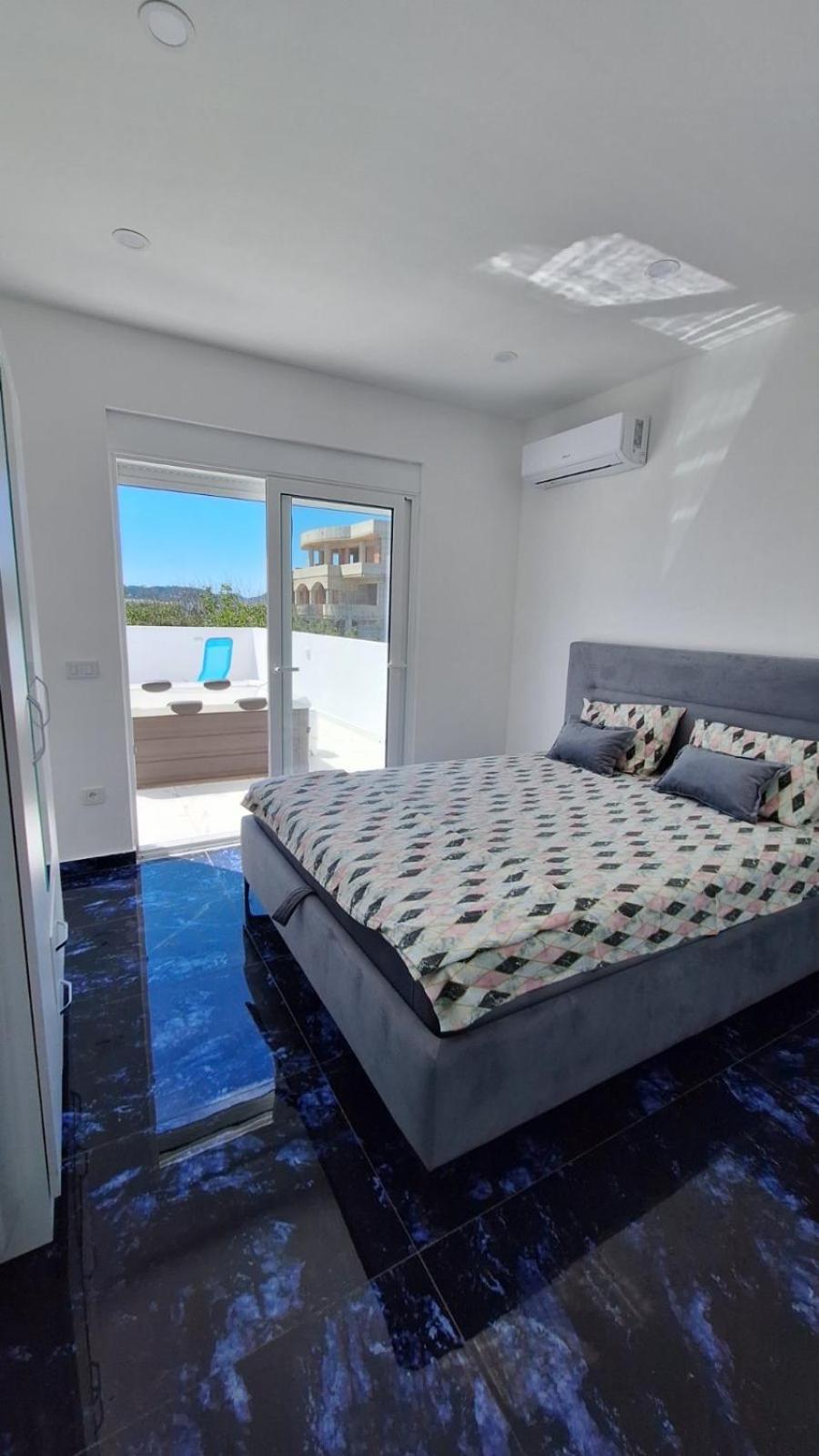 Montebello Inn Apartments 울친 외부 사진
