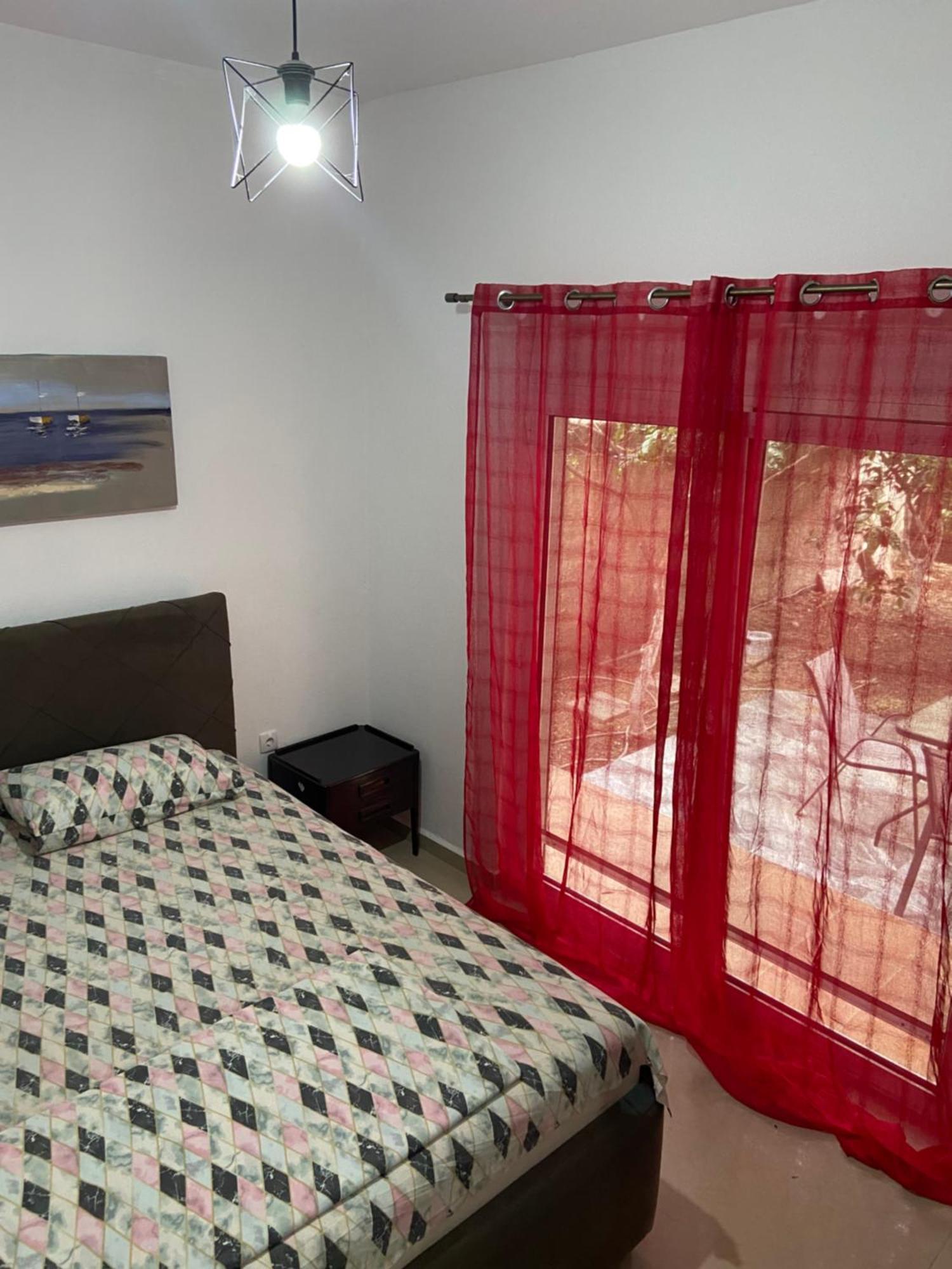 Montebello Inn Apartments 울친 외부 사진