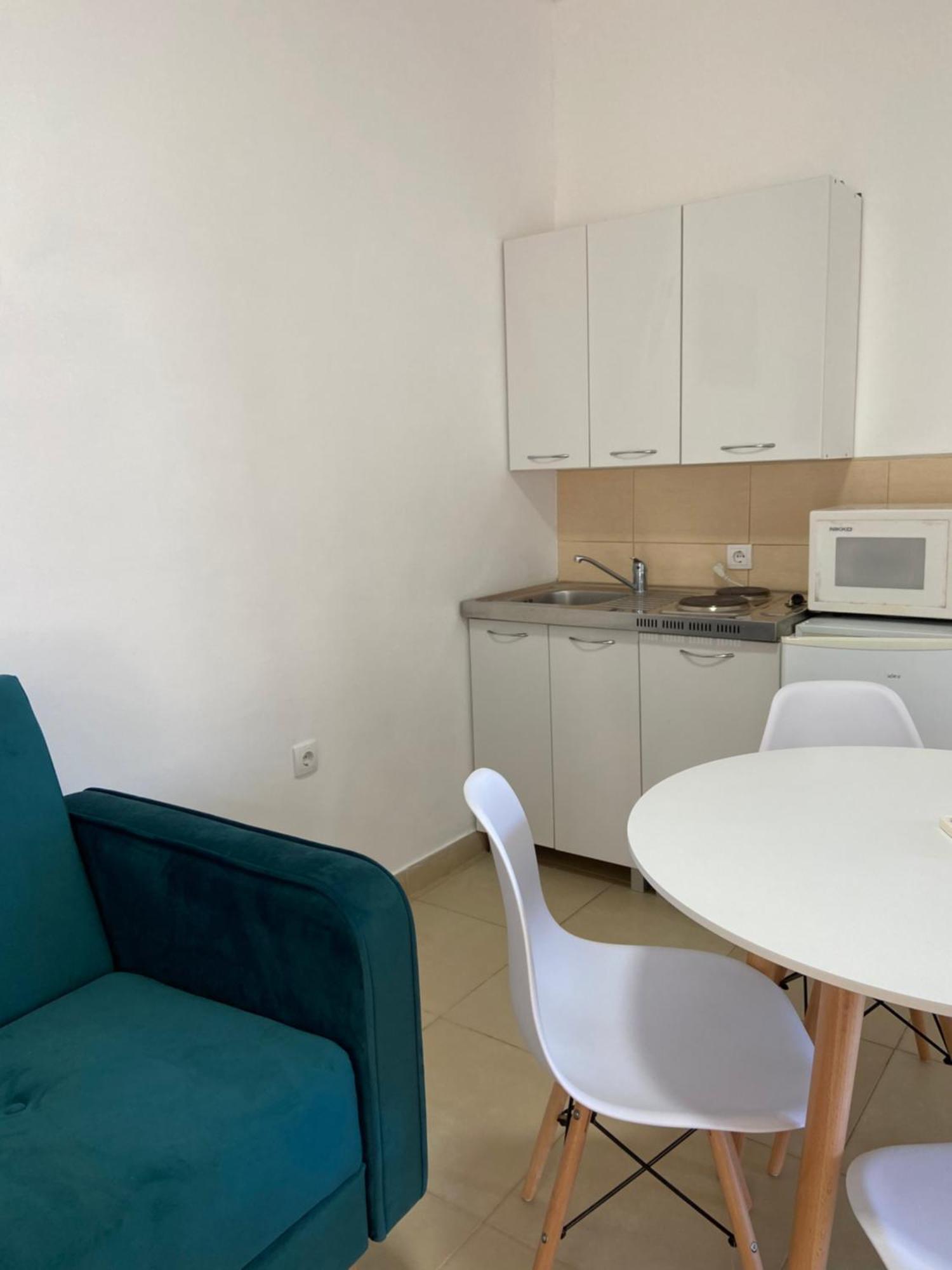 Montebello Inn Apartments 울친 외부 사진