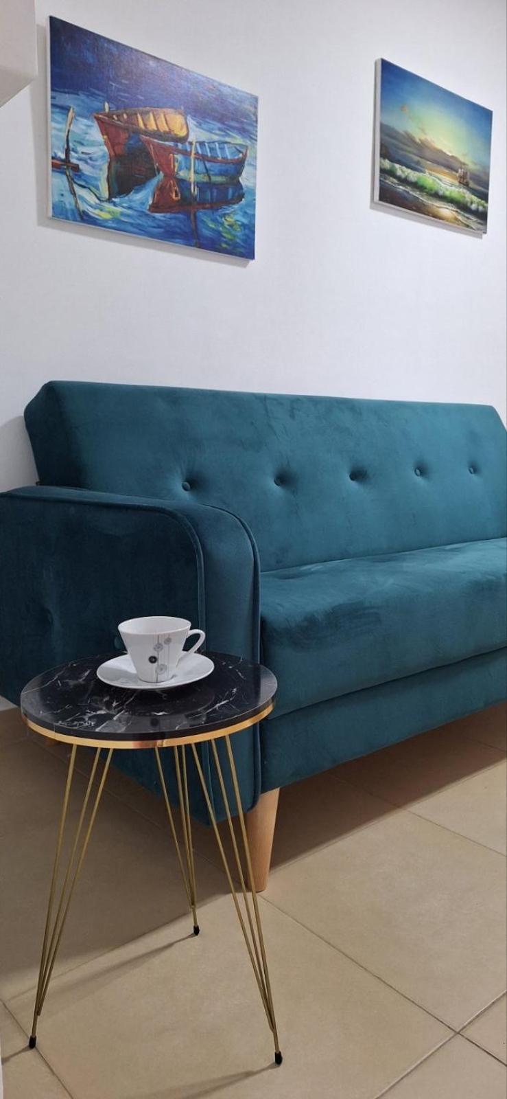 Montebello Inn Apartments 울친 외부 사진