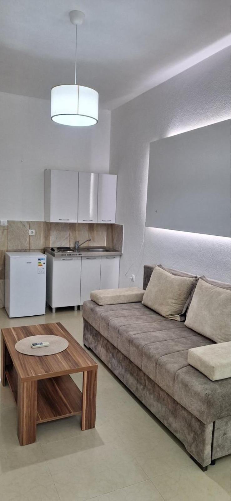 Montebello Inn Apartments 울친 외부 사진